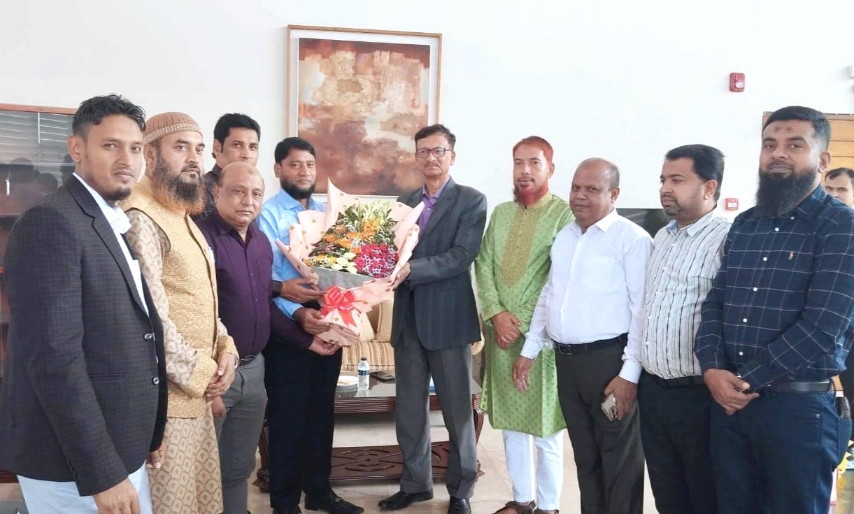 পররাষ্ট্র উপদেষ্টার সাথে নরসিংদী চেম্বার অব কমার্স এন্ড ইন্ডাস্ট্রির কর্মকর্তাদের সৌজন্য সাক্ষাৎ